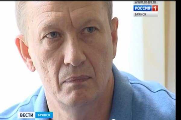 Экс-губернатору Денину продлили домашний арест до 7 сентября