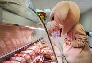 Брянские «Хрюши» спровоцировали свинский скандал в магазине