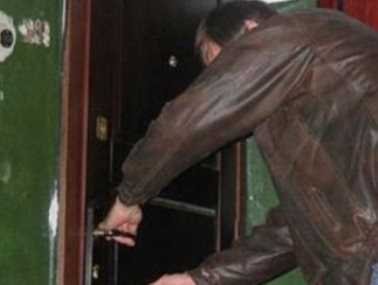Задержан житель Подмосковья, ограбивший посетительницу брянского кафе