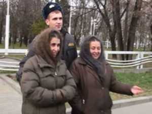Брянская полиция задержала трёх цыганок, обокравших  жителя Карачева
