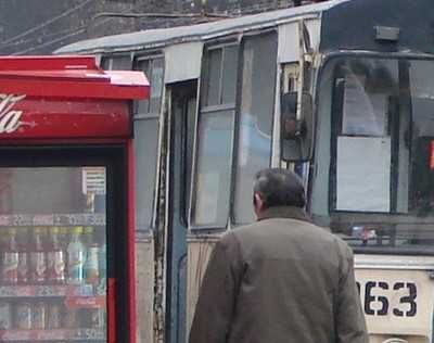 Власти испугались остановки троллейбусов и пообещали оплатить долги