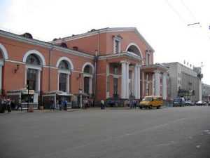 Возле вокзала «Брянск – I» столкнулись две легковушки