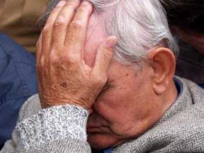 Защищаясь от разбойника, 80-летний брянский старик разбил ему нос