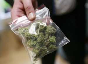 Брянских подростков будут судить за торговлю марихуаной