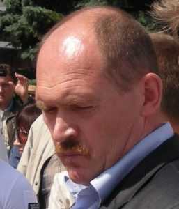 Строитель Артамонов спас бывшего мэра Брянска Смирнова от кокинцев