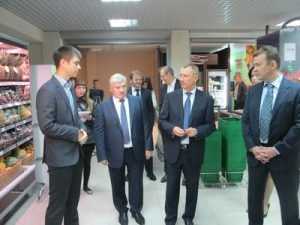 Брянский губернатор открыл первый мясной супермаркет "Мираторга"