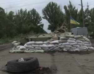 Украинским военным купили картонные бронежилеты и лапти