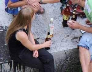 Брянские подростки погрязли в наркомании и алкоголизме