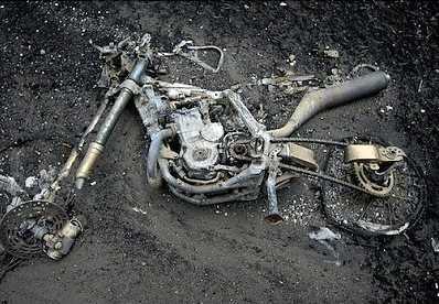 В Дятькове пожар уничтожил мотоцикл и пять станков