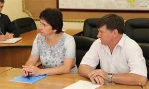 Стародубские чиновники поклялись платить учителям по 20700 рублей