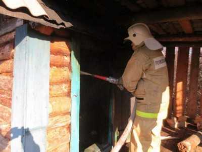 В Брянске на улице Фокина случился пожар в деревянном доме