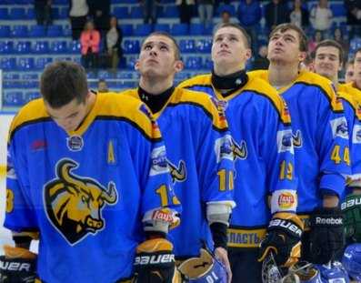 Хоккейный клуб «Брянск» проиграл «Зеленограду», пропустив 13 шайб