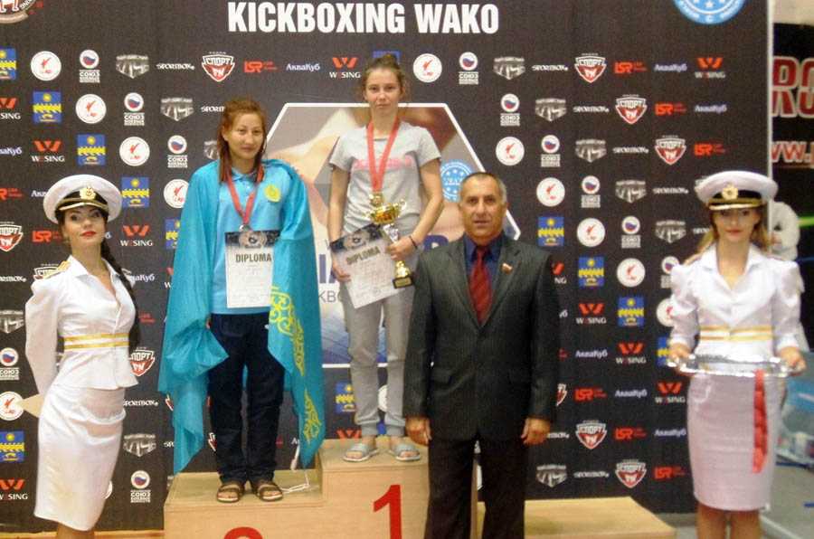 Брянская спортсменка завоевала Кубок мира по кикбоксингу