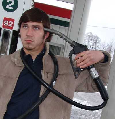 Цена бензина в 2015 году вырастет на 15 процентов
