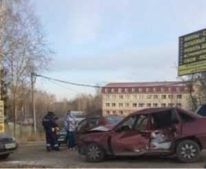 Найден водитель, устроивший ДТП у памятника болгарам в Брянске
