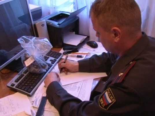 Брянские полицейские накрыли наркопритон в Карачеве