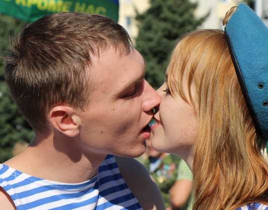 В Татьянин день Брянск утонет в поцелуях
