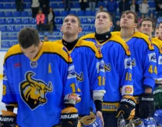 Хоккейный «Брянск» в четвёртый раз проиграл ярославскому «Локо»