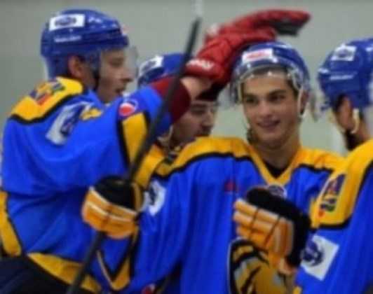 Хоккейный «Брянск» в двух битвах одолел белорусское «Динамо»