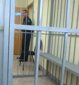 В Брянске задержана промышлявшая в фитнес-центре воровка
