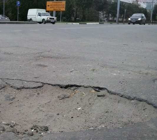 Бывшие брянские власти оставили разрушенными  85 процентов дорог