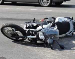 Под Брянском разбились мотоциклист и водитель легковушки