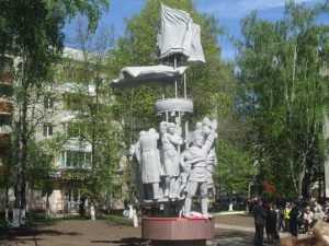 В Брянске открыли памятник пролетарской дивизии «Весна 45-го»