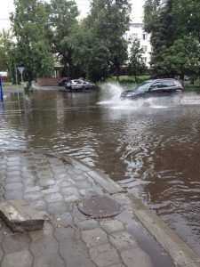 Брянск затопило после ливня