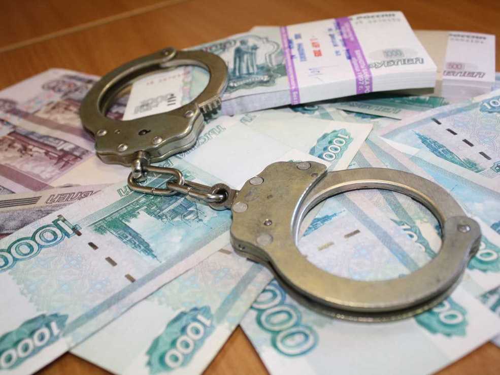 За подкуп брянского таможенника армянина оштрафовали на 120 тысяч
