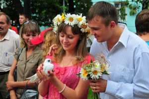 День семьи и верности в Брянске отметят весёлой фотосессией