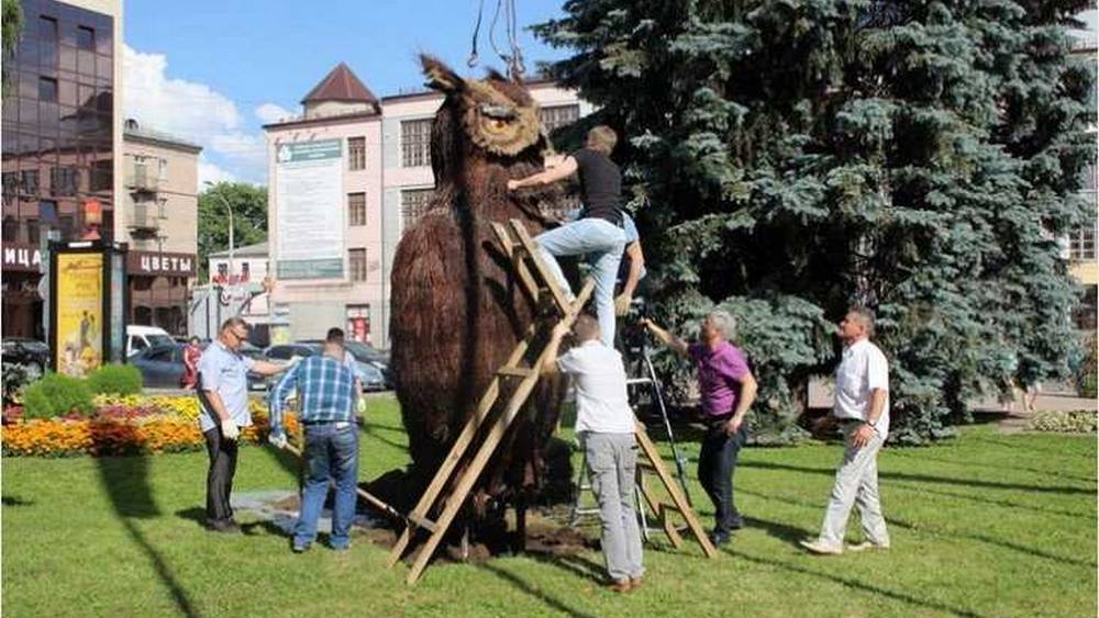 В Брянске Ленин год прожил без пригляда мудрого филина