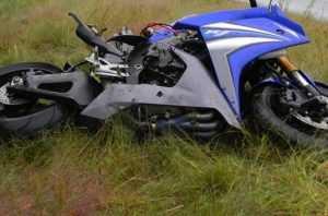 В брянском лесу разбились мотоциклист и его пассажирка