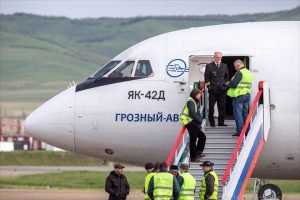 Первый самолет из Брянска приземлился в Симферополе