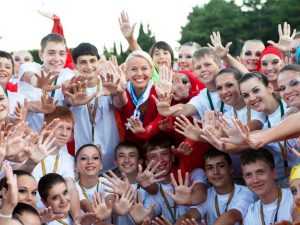 Под Брянском открылся фестиваль молодежи