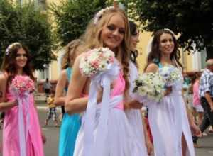 Пожениться в день двух восьмёрок в Брянске поспешили 139  пар