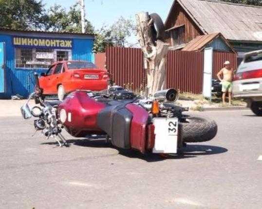 В Брянске мотоциклист сбил насмерть пенсионера