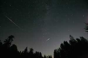 Брянские астрономы очаруются в Овстуге метеорным потоком