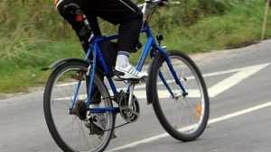 Пенсионерка на иномарке сбила велосипедистку в Брянске