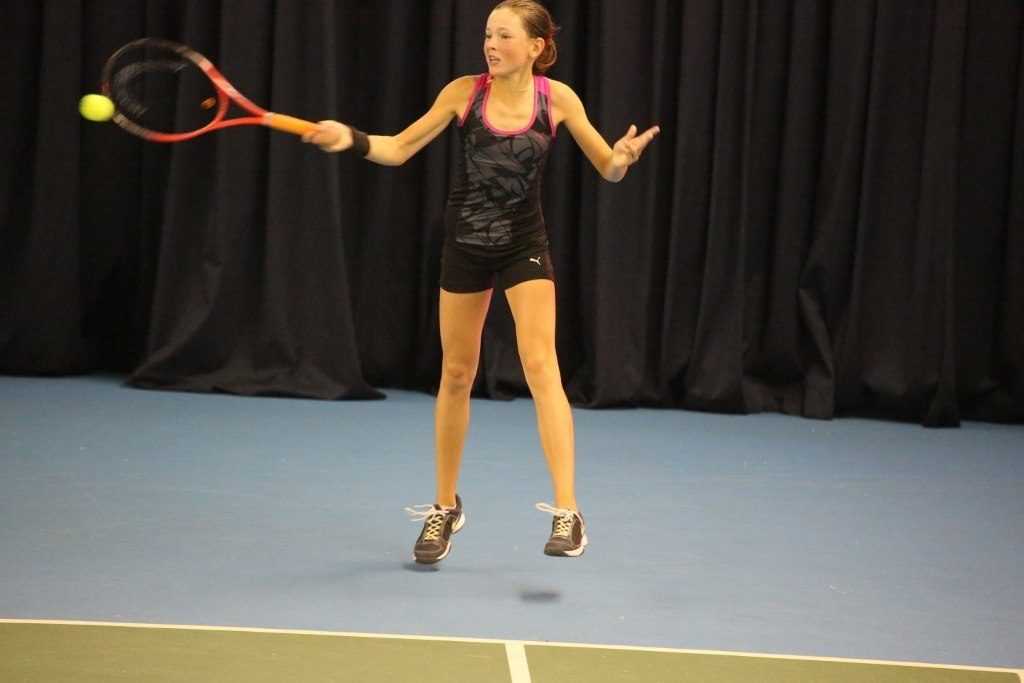 Брянская теннисистка стала первой в Бишкеке
