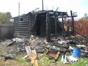В брянском селе сгорела баня – пострадал человек