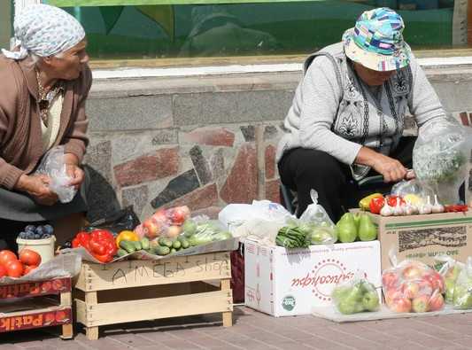 Брянская полиция очистила рынок в Новозыбкове от запрещенных товаров