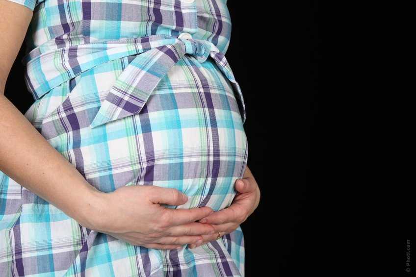 Брянских медиков накажут за сокрытие беременности 15-летней школьницы