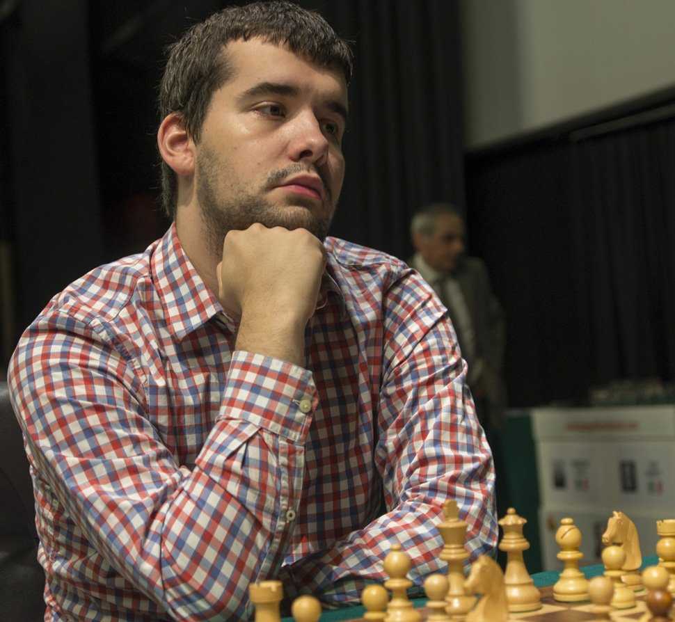 Брянский шахматист Ян Непомнящий сразится за Россию