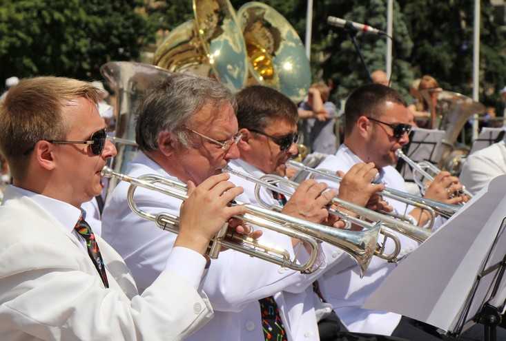 Брянские музыканты выступили в международном «Параде оркестров»