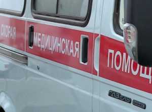В Брянске «скорая помощь» протаранила иномарку – ранена женщина