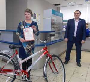За успехи в подписке брянским почтальонам подарили велосипеды