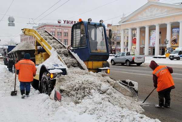 С брянских дорог вывезли 7500 тонн снега