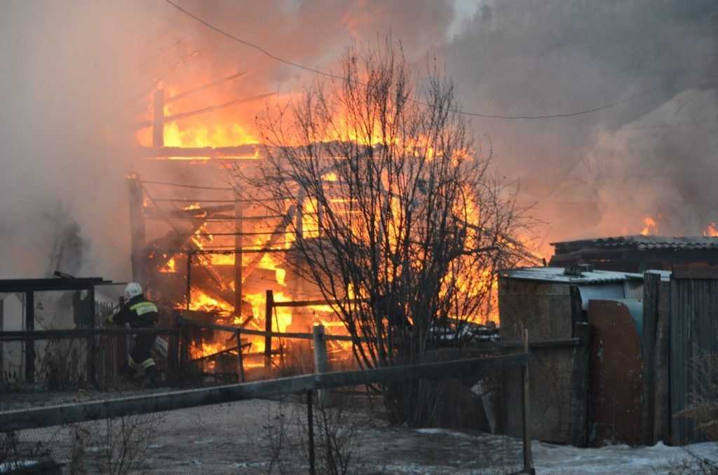 Хозяин дома пострадал на пожаре в Брянской области