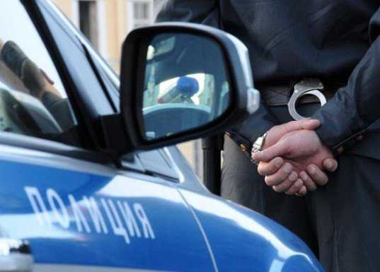 Брянскому экс-полицейскому дали 4 года колонии за мошенничество