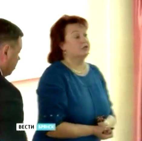 В брянском Дворце Гагарина со скандалом представили директора